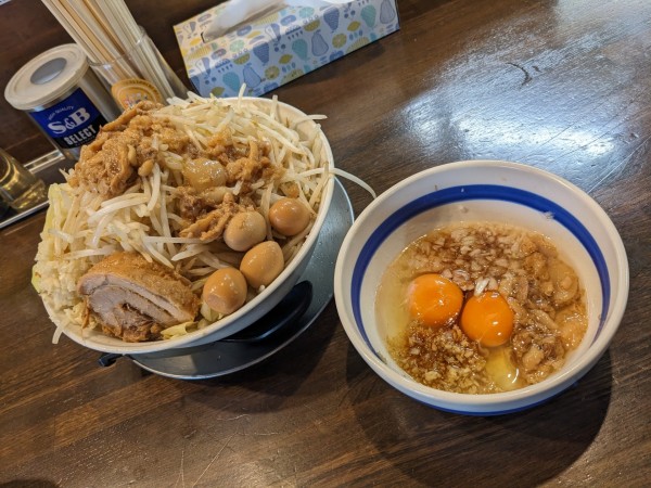 「中盛ラーメン920円＋コッコマンA150円」@麺屋 櫻弐の写真