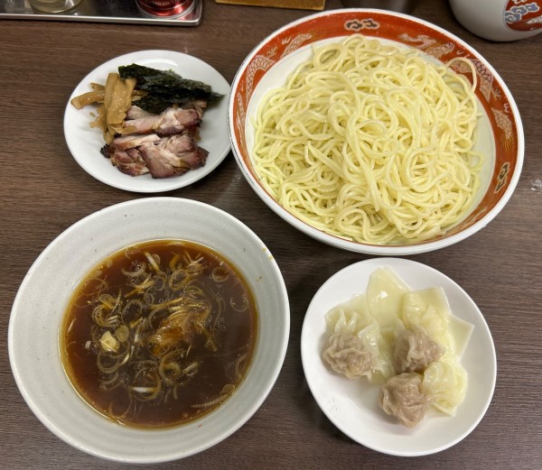 「チャーシューワンタンつけソバ¥1300」@支那ソバ かづ屋の写真