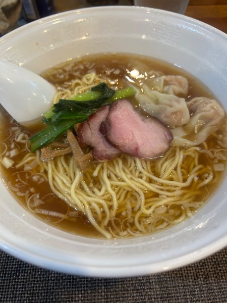 「ワンタン麺 3個」@らーめん穀雨の写真