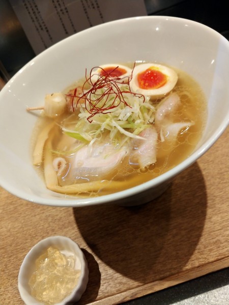「塩中華SOBA・味玉増し」@麺屋 左衛門の写真