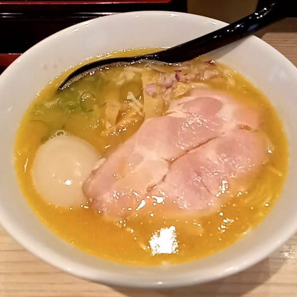 「鶏白湯味玉大盛り(醤油)(1,030円)」@小杉らぁめん 夢番地の写真