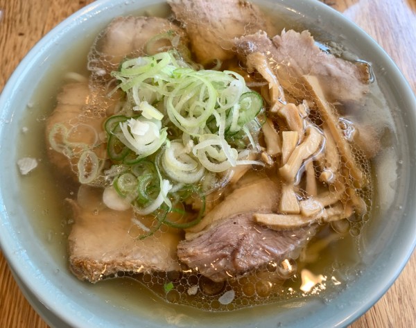 「中華そば並850円」@えっちゃんラーメン。 田町店の写真
