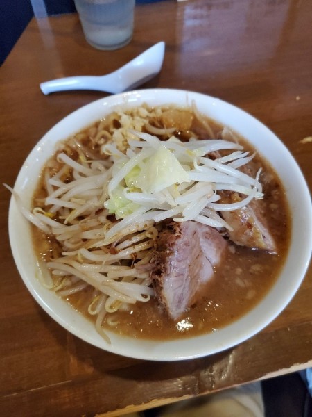 「ラーメン@1000」@ラーメン荘 歴史を刻め 新栄店の写真