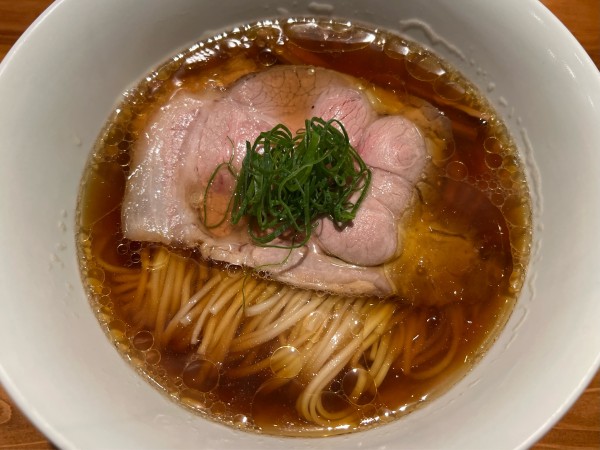 「醤油らぁめん」@麺 ふじさきの写真