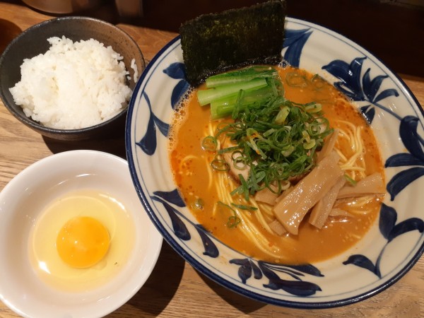 「辛ラーメン、大盛」@麺屋ぬかじの写真