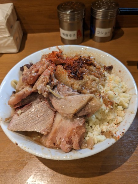 「ラーメン少ニンニク多めアブラ」@ラーメン 池田屋 高田馬場店の写真