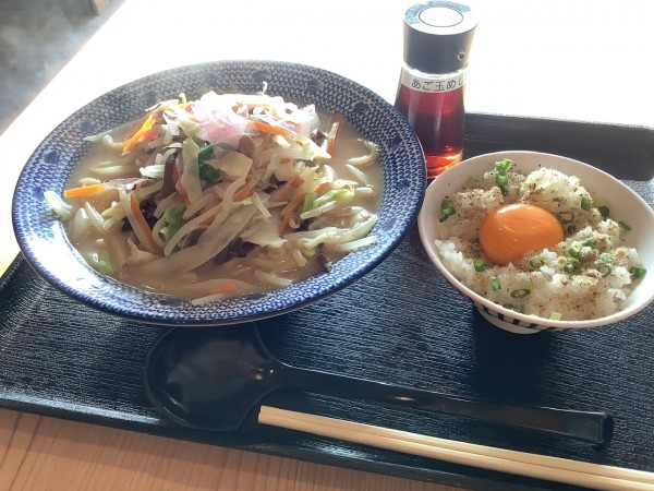 「ちゃんぽんセット 1000円」@小田原ちゃんぽんの写真