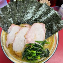 チャーシュー麺大盛青菜増