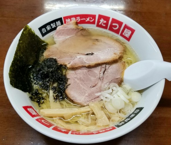 「磯塩ラーメン」@地鶏ラーメン たつ屋の写真