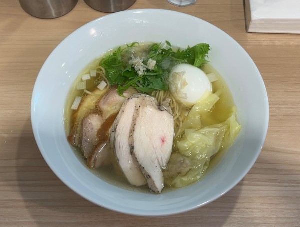 「特製塩らぁ麺」@そば～じゅの写真