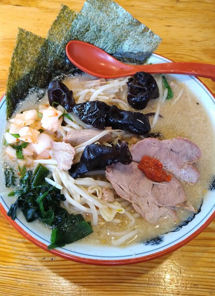 「味噌ラーメン+野菜ダブル」@椿 ラーメンショップ 木立店の写真