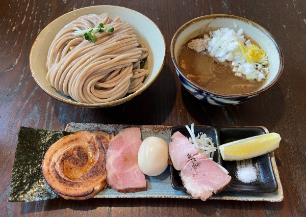 「汁増しつけ麺大」@麺屋みつば＋クローバーの写真
