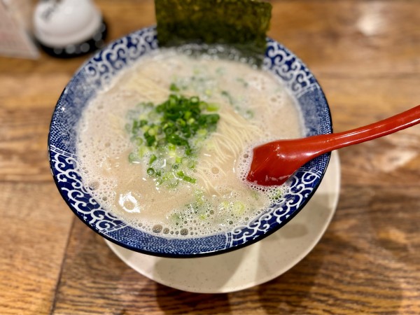 「豚骨ラーメン肉抜き」@博多ラーメン 鶴亀堂 天白平針店の写真