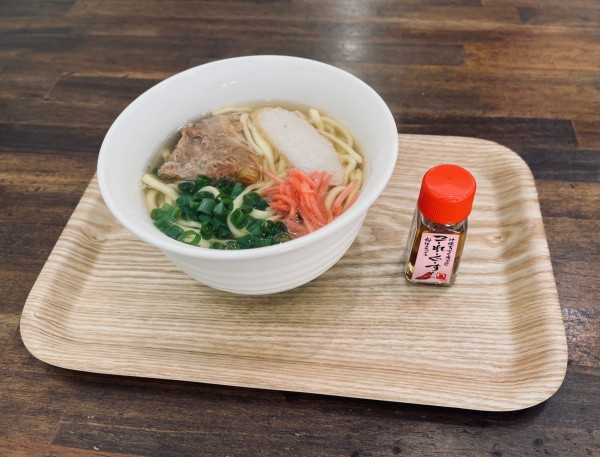 「沖縄そば（￥850）」@小花の写真