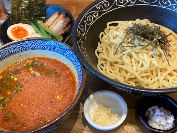 「辛つけ麺+水餃子」@麺や 柚葉の写真
