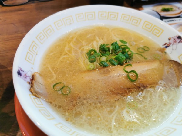 「幸福セット」@ラーメンごくまる 豚骨研究所の写真