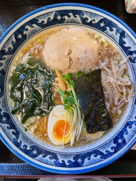 「支那そば　正油　煮玉子」@割烹八木の写真