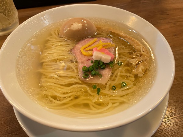 「鯛塩らぁ麺  味玉」@鯛塩そば 灯花 代々木駅前店の写真