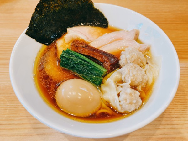 「比内地鶏の醤油中華そば」@ほっこり中華そば もつけの写真