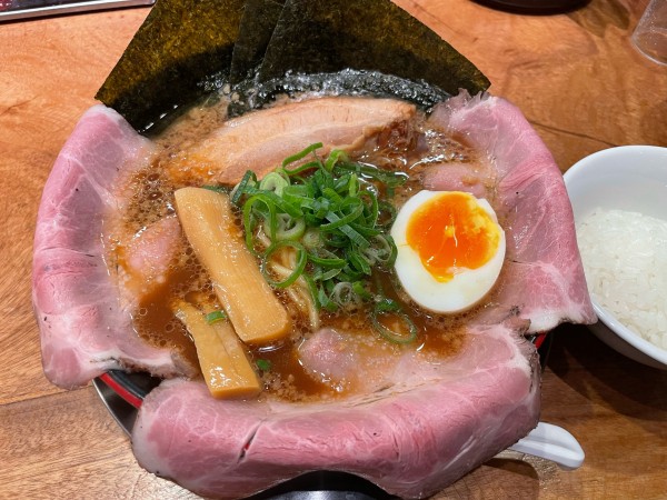 「人類みな一風堂　厚切り&低温」@博多一風堂 梅田店の写真