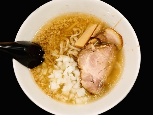 「燕燕燕燕勝手に4条ラーメン 880」@ラーメン酒場 天狗の写真