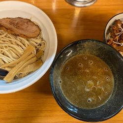 にぼしつけ麺850円＋ちゃあしゅうどん300円