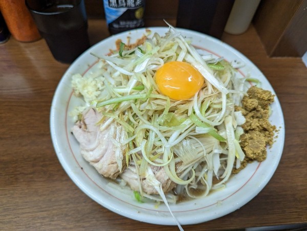 「汁なし　ネギ」@ラーメン二郎 横浜関内店の写真
