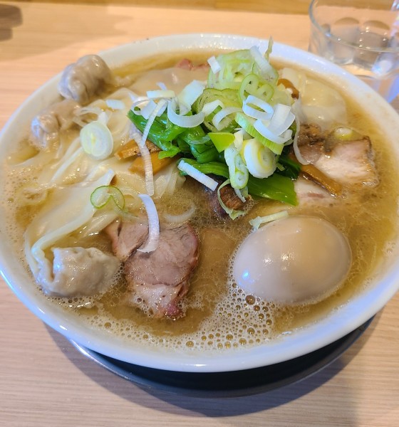 「チャーシューワンタンメン(塩)¥1500+味玉¥120」@桜上水 船越の写真