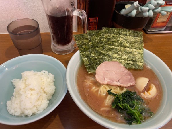 「ラーメン」@横浜家系ラーメン 五十三家の写真