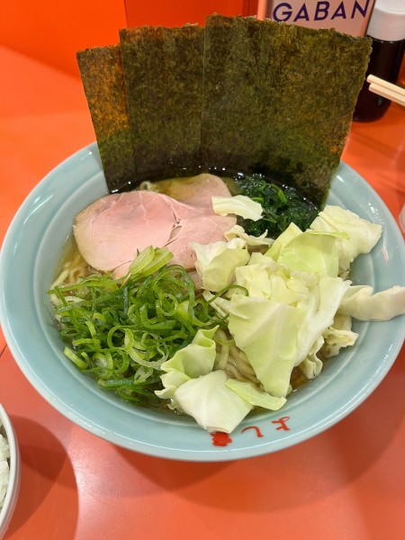 「ラーメン中盛り 硬め」@よし家の写真