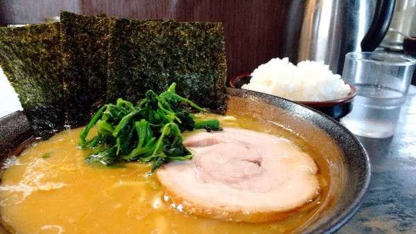 「#ラーメン #780円 #ライス #200円」@家系ラーメン 鶴見 幸家の写真