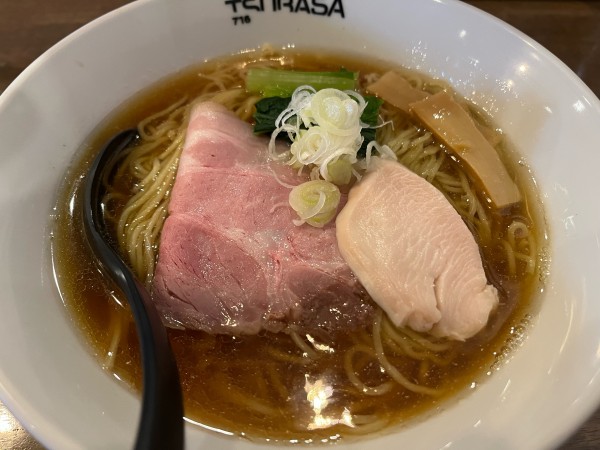 「鶏中華醤油」@ラーメン翼の写真