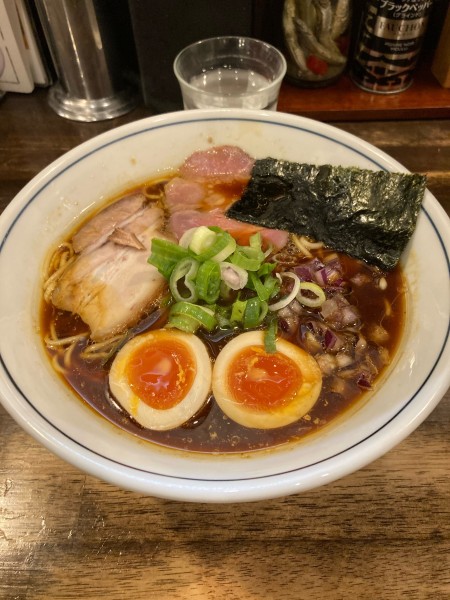 「一心ブラック煮玉子ラーメン」@ラーメン一心 本店の写真