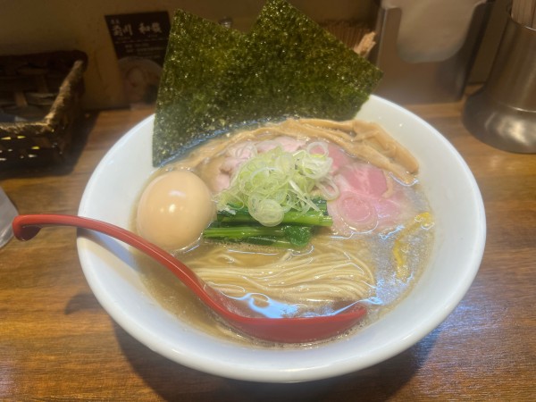 「特製中華そば塩+和え玉」@中華そばや 和凡の写真