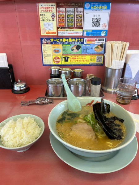 「醤油ラーメン」@ラーメン山岡家 瑞穂店の写真