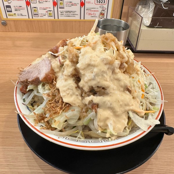 「大ラーメン(冷やし中華変更)」@豚山 栄店の写真