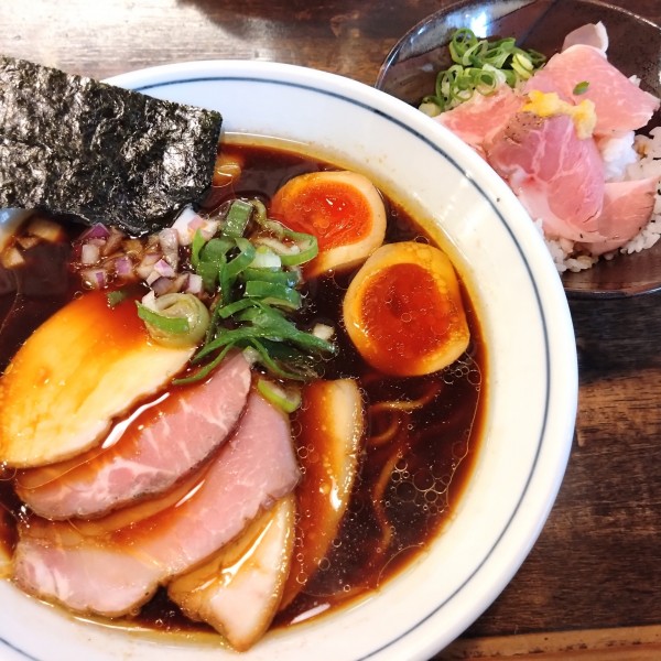 「一心ブラック特製ラーメン1150円、Aランチ150円」@ラーメン一心 本店の写真