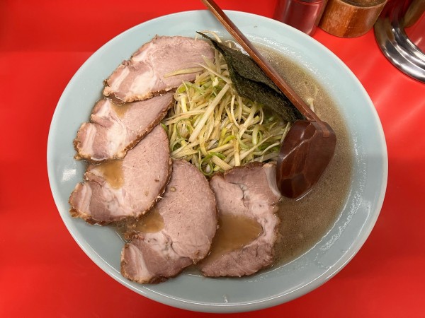 「ネギチャーシューメン 1100円」@ラーメンショップ 相模原店の写真