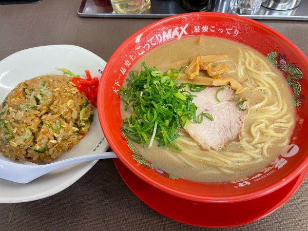 「こってりMAX チャーハン定食」@天下一品 錦糸町店の写真