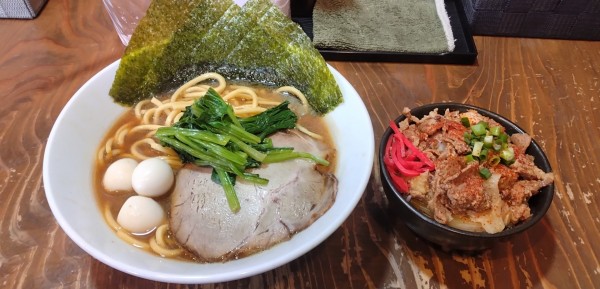 「たつみ家らーめん」@麺屋たつみ 喜心 狭山店の写真