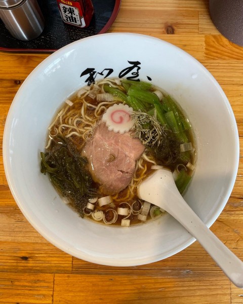 「らーめん」@魚介醤油らーめん 和屋の写真