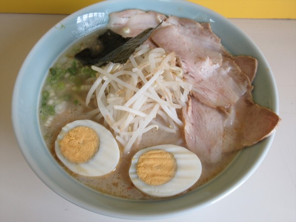 「塩ラーメン（550円）」@コラーゲンの写真