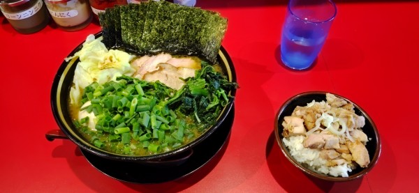 「ラーメン+ミニ丼セット+各種トッピング」@家系ラーメン 稲葉家の写真