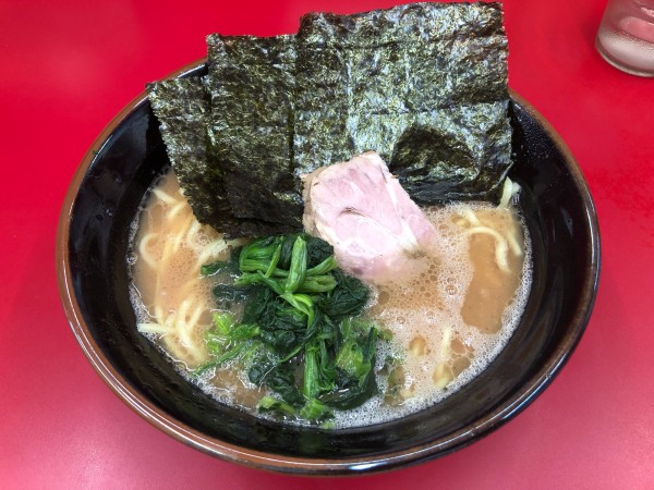 「ラーメン」@横浜ラーメン 武蔵家 北千住西口店の写真
