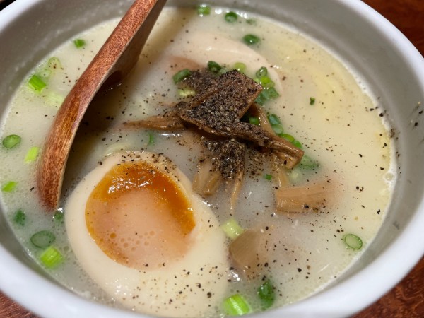 「鶏白湯らーめん580円」@いいとこ鶏 川越店の写真