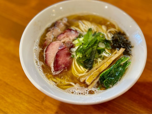 「清湯ラーメン(塩)＋軟骨飯」@拉麺mellowの写真