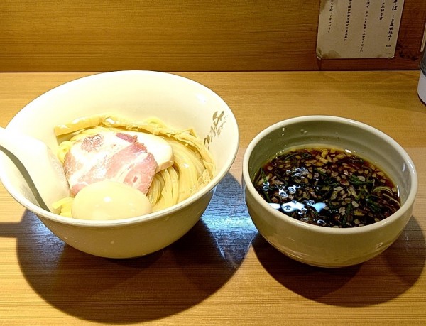 「味玉つけ麺1000円」@らぁ麺 はやし田 新宿本店の写真