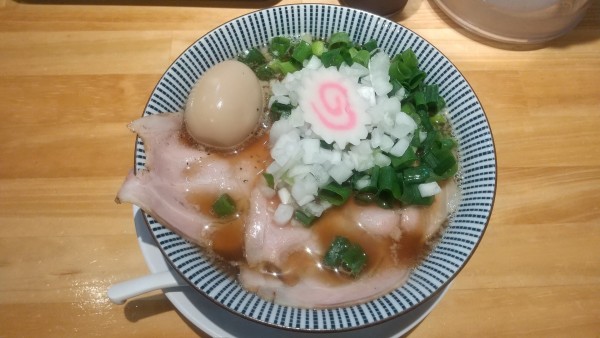 「味玉焼きあご背脂醤油（限定）1100円」@麺家 たけ田の写真