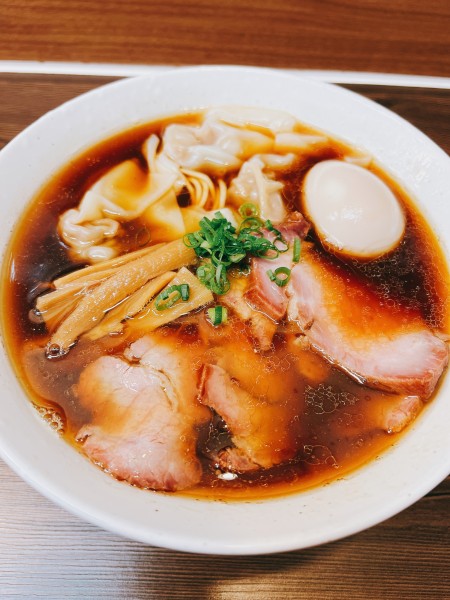 「特製中華そば」@中華そば さわの写真