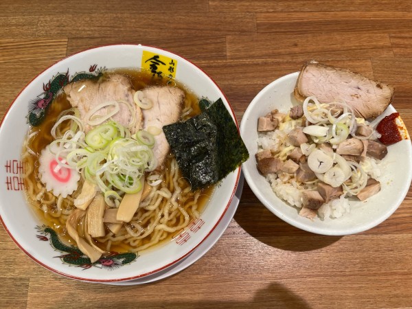「中華&チャーシュー丼　1180円」@中華そば金ちゃん BEYONDの写真